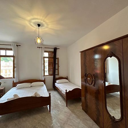 Central Charm Apartments Влёра Экстерьер фото